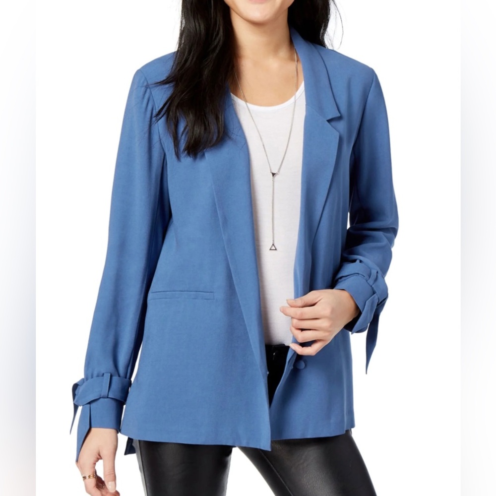 State soft blazer. Harbor sky color. Size S